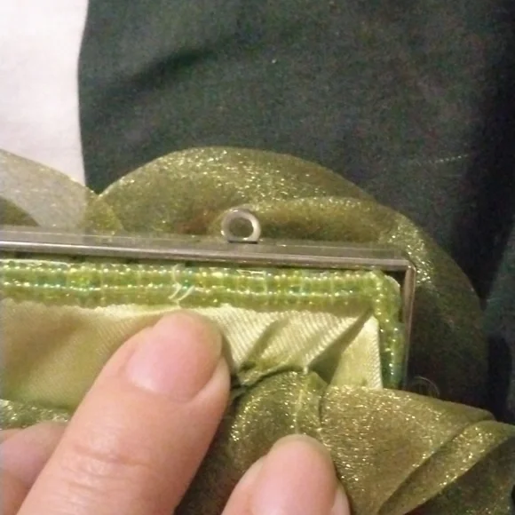 Rose clutch - Picture 12 of 14